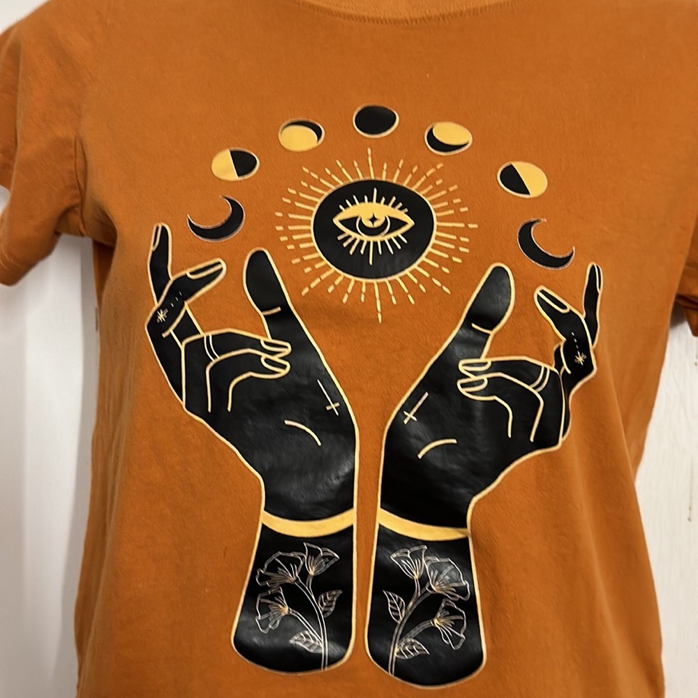 Chicyea Custom Moons Evil Eye T-Shirt Size Medium - Picture 3 of 6